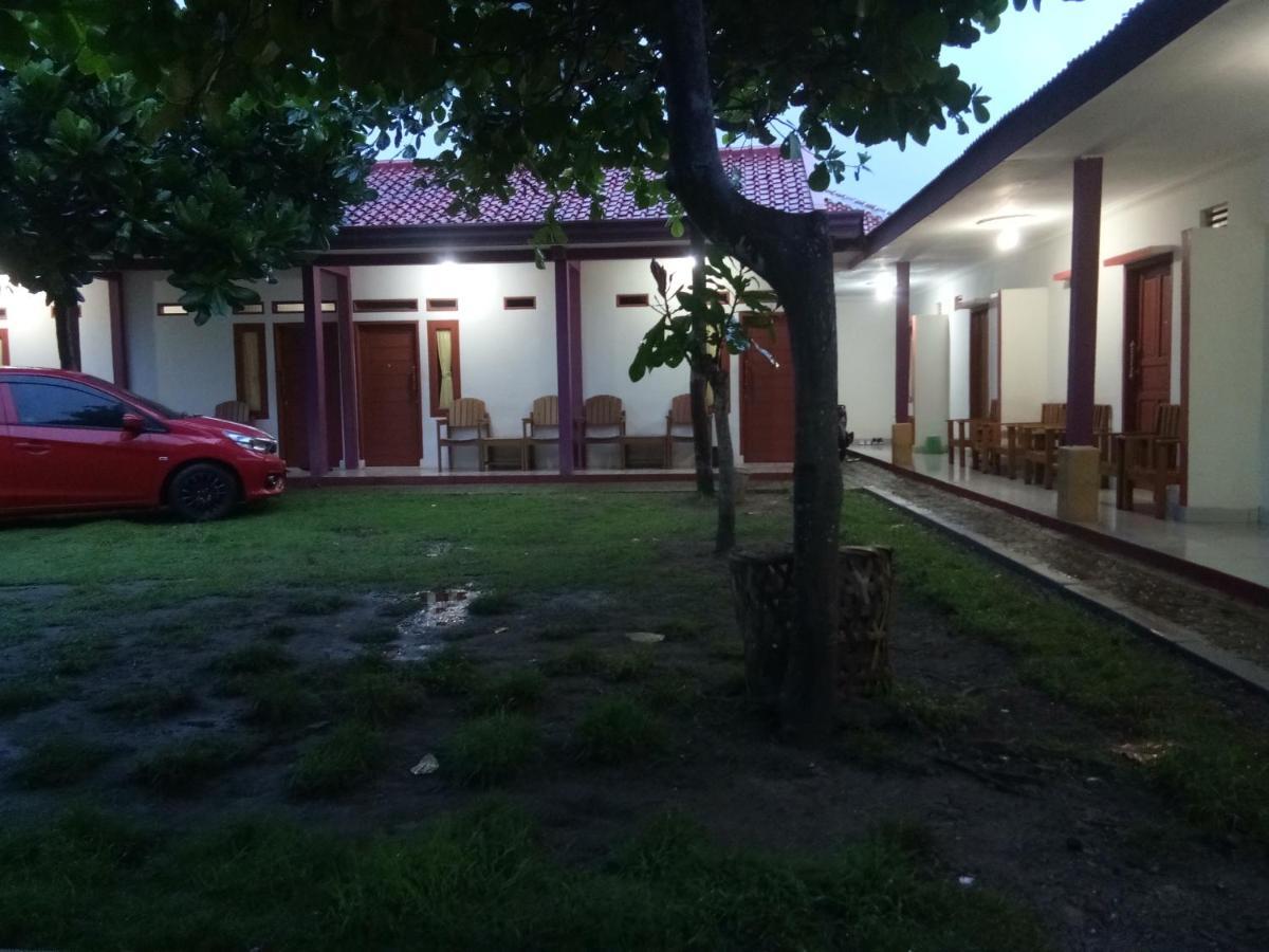 Penginapan Karanglaut Sayangheulang Cilauteureun Exterior foto