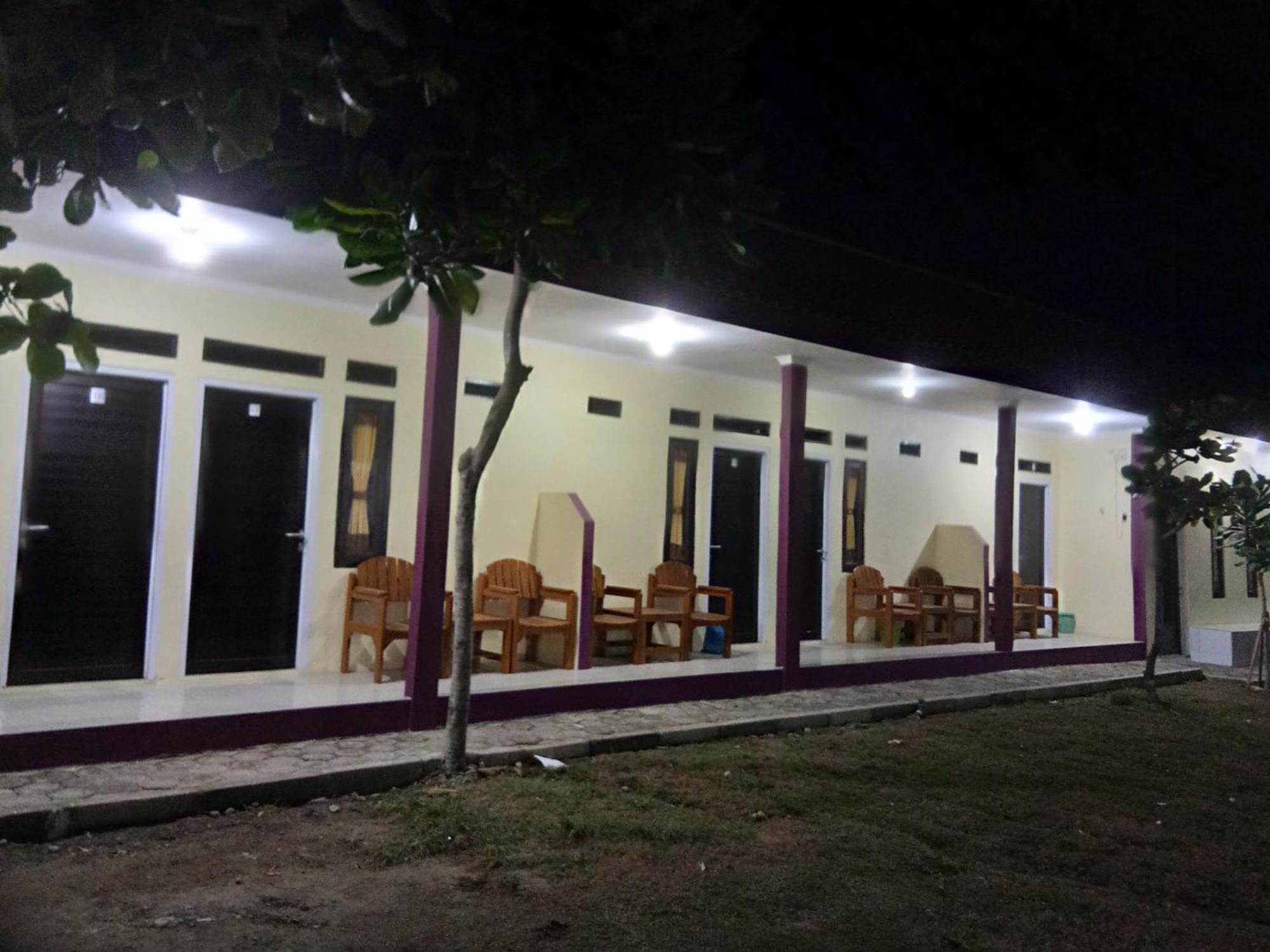 Penginapan Karanglaut Sayangheulang Cilauteureun Habitación foto
