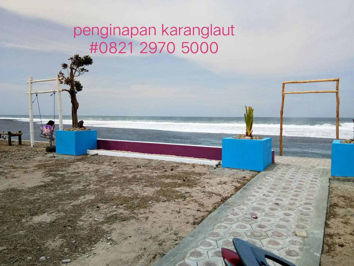 Penginapan Karanglaut Sayangheulang Cilauteureun Exterior foto